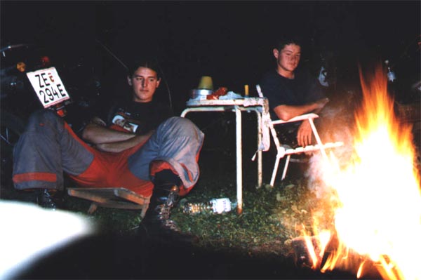 Lagerfeuer in Monesi